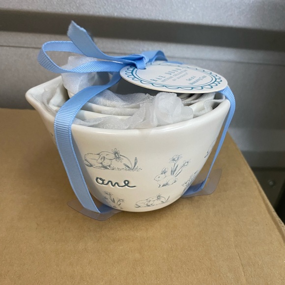 Rae Dunn Bunny Rabbit measuring cup set - Brand new!!  soft blue bunnies BNWT - Picture 1 of 6